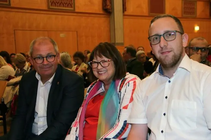 Unter den Gästen waren auch Bürgermeister Bernd Osprian, die Stadträtin Christine Hemmer und die Bezirkschorleiterin Ida Hafner.