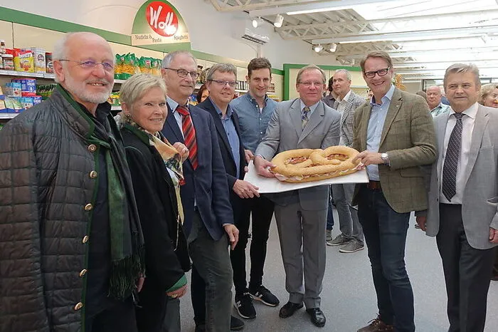 Der Nudelhersteller Wolf hat in Hartberg auf 200 Quadratmetern eine Kombination aus Restaurant, Greißlerei und Bäckerei eröffnet.