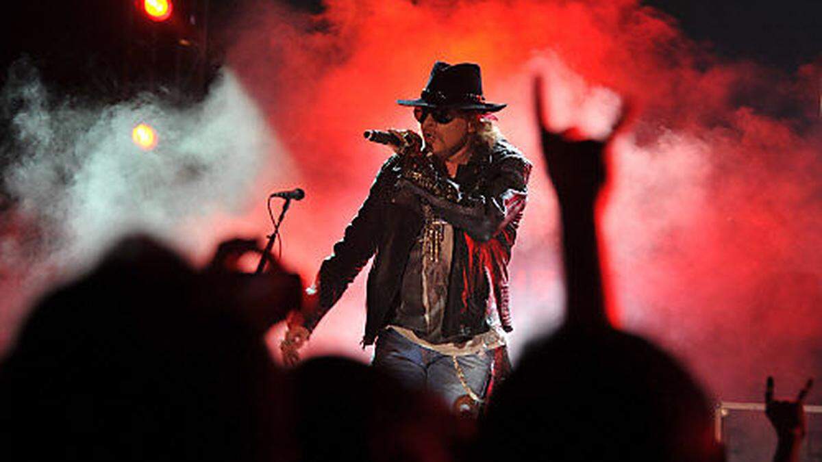 Axl Rose ist wieder mit seiner alten Truppe vereint