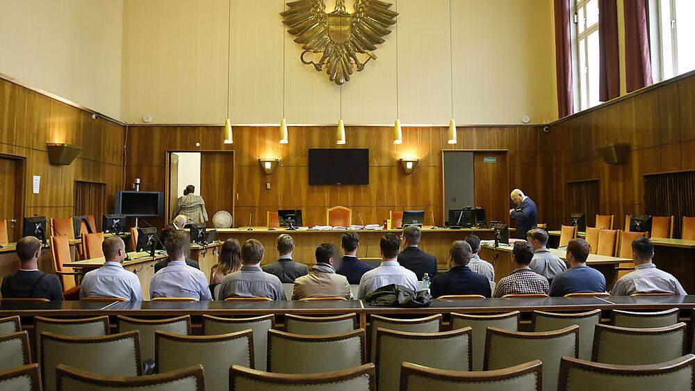 17 &quot;Identitäre&quot; stehen in Graz vor Gericht
