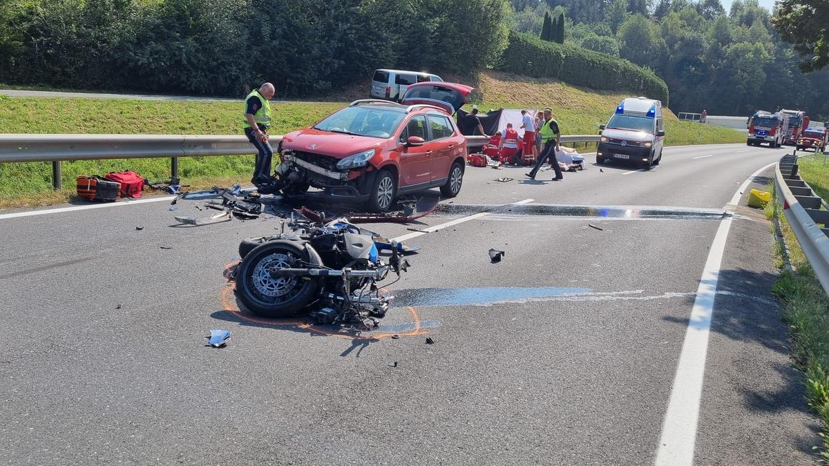 Die B76 war während des Einsatzes für den Verkehr komplett gesperrt