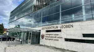 Ermittelt wird wegen des Verdachts auf Verletzung der sexuellen Selbstbestimmung