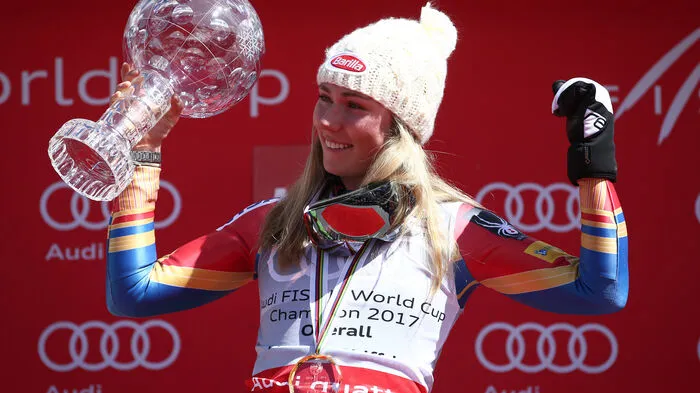 Mikaela Shiffrin, die erstmalige Gewinnerin der großen Kristallkugel, sicherte sich nach elf Siegen und drei weiteren Podestplätzen umgerechnet 559.000 Euro an Prämien.