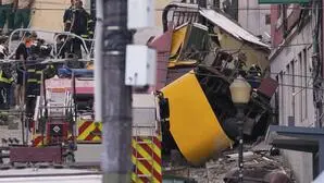 Dramatische Bilder zeigen eine völlig zerstörte Seilbahn