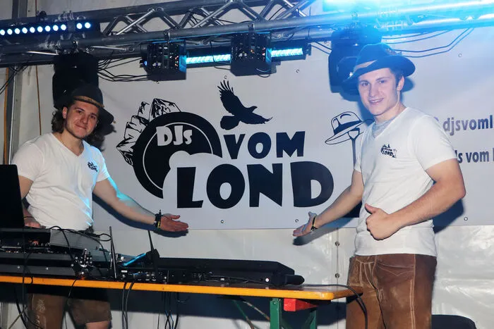 Das Diskozelt wurde wieder von den "DJ's vom Lond" mit Andreas und Florian Krassnitzer für die zahlreichen Besuchern eingeheizt.