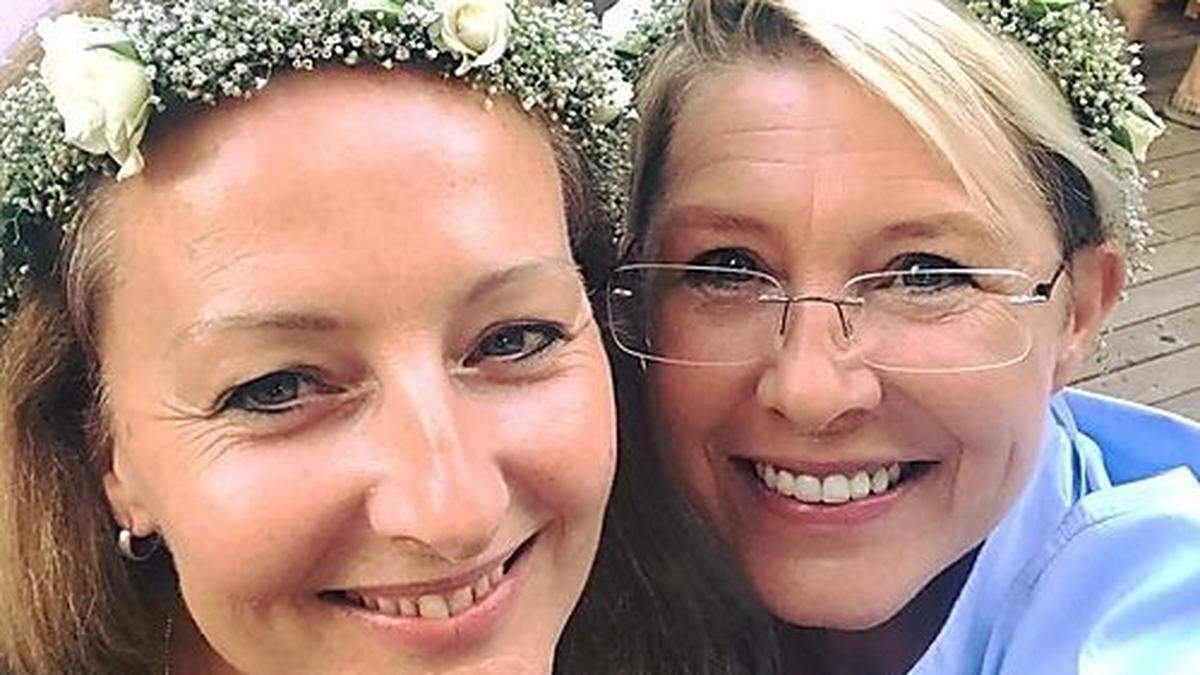 Ulrike und Tanja Fellner (rechts) gaben sich das Jawort