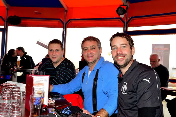 Der Radiosender besucht in der kalten Jahreszeit steirische Skigebiete und sendet live.