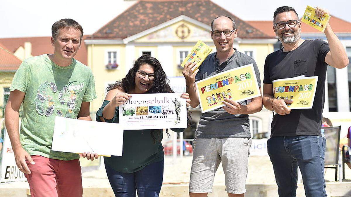 Die Verantwortlichen der Stadt freuen sich auch schon auf den Ferienpass