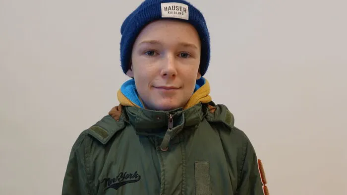 „Ich war überrascht, dass hier jeder eine eigene Werkbank hat. Mich würde es sehr interessieren, einmal im Betrieb zu schnuppern, weil ich gerne mit Holz arbeite. Daheim habe ich für meine Schafe schon eine Box und eine Krippe gebaut.“