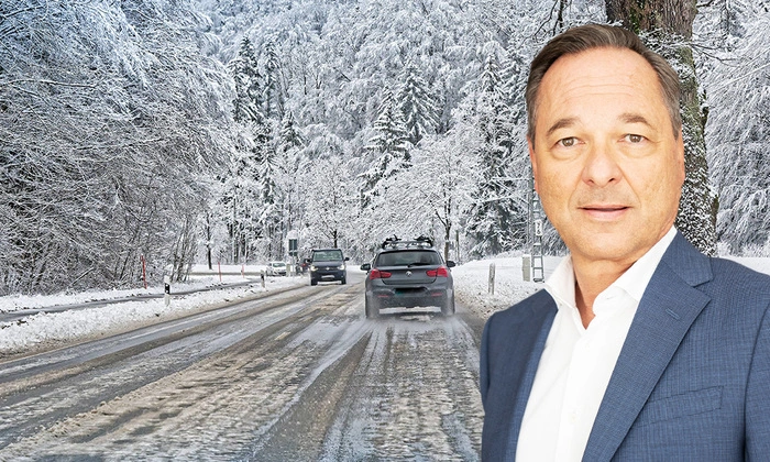 Bild zeigt Harald Eitner, Leiter des Katastrophenschutzes des Landes Steiermark, vor einer Schneefahrbahn