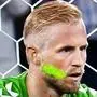 Kasper Schmeichel mit dem grünen Licht eines Laserpointers im Gesicht