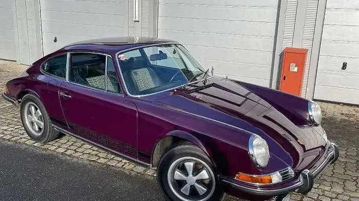 129.911 Euro: Porsche 911, Erstzulassung (EZ) 02/1972, Erstlack (Aubergine), nur zwei Vorbesitzer, Privatverkauf