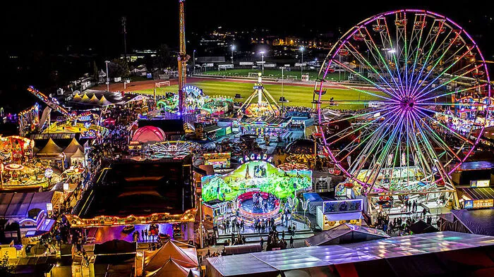 Bis 1 Uhr darf am Montag auf der Wiesn noch gefeiert werden