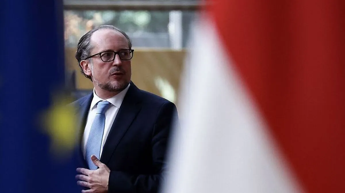 Kanzler Alexander Schallenberg sieht Österreich ´ohne Not in eine Pandemie der Ungeimpften´ stolpern.