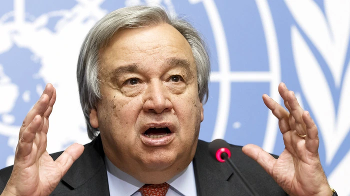 Als einer Top-Favorit gilt Antonio Guterres. Der Portugiese war von 1992 bis 2002 Generalsekretär der Sozialistischen Partei sowie 1995 bis 2002 Premierminister Portugals. 1999 bis 2005 war Guterres Präsident der Sozialistischen Internationale, 2005-2015 UNO-Hochkommissar für Flüchtlingsfragen.