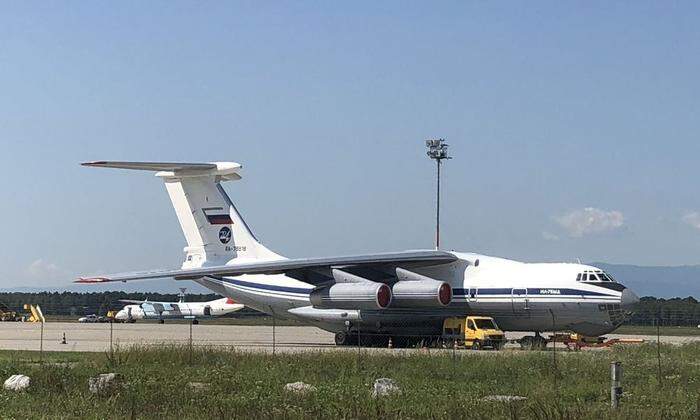 Diese Iljuschin Il-76MD stand Freitagvormittag noch am Flughafen Graz