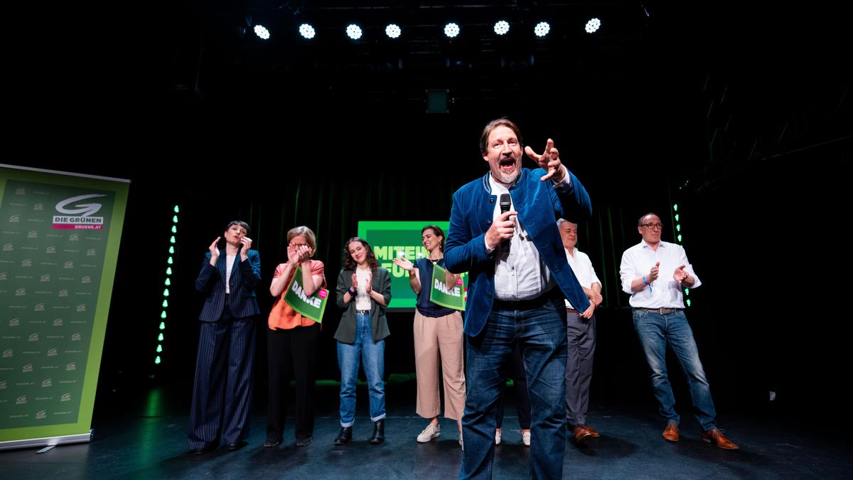 Thomas Waitz bei seiner flammenden Rede am Sonntag im Wiener Metropol.