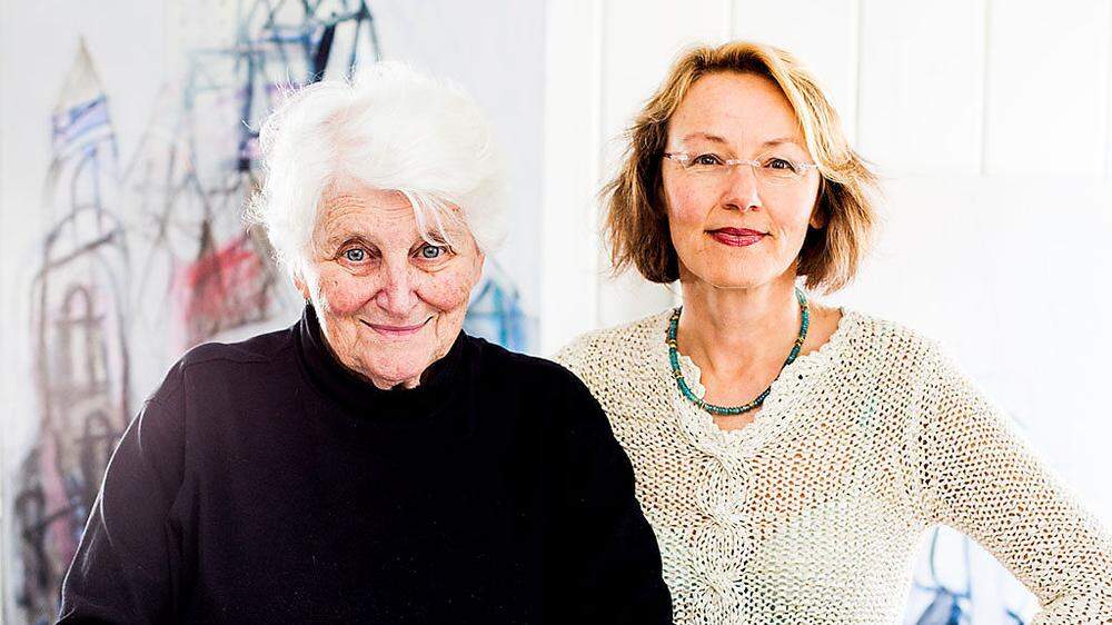 Die 90-jährige Künstlerin Annemarie Mahler-Ettinger mit der Regisseurin Hildegard Elisabeth Keller