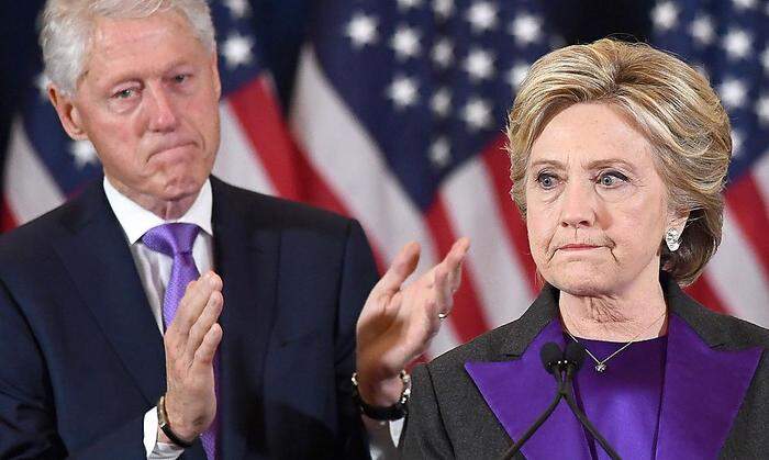 Die Clintons bei der "Concession Speech"