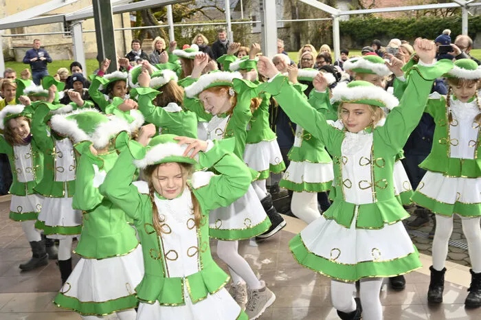 Die Kinder-Prinzengarde sorgte für beste Unterhaltung.