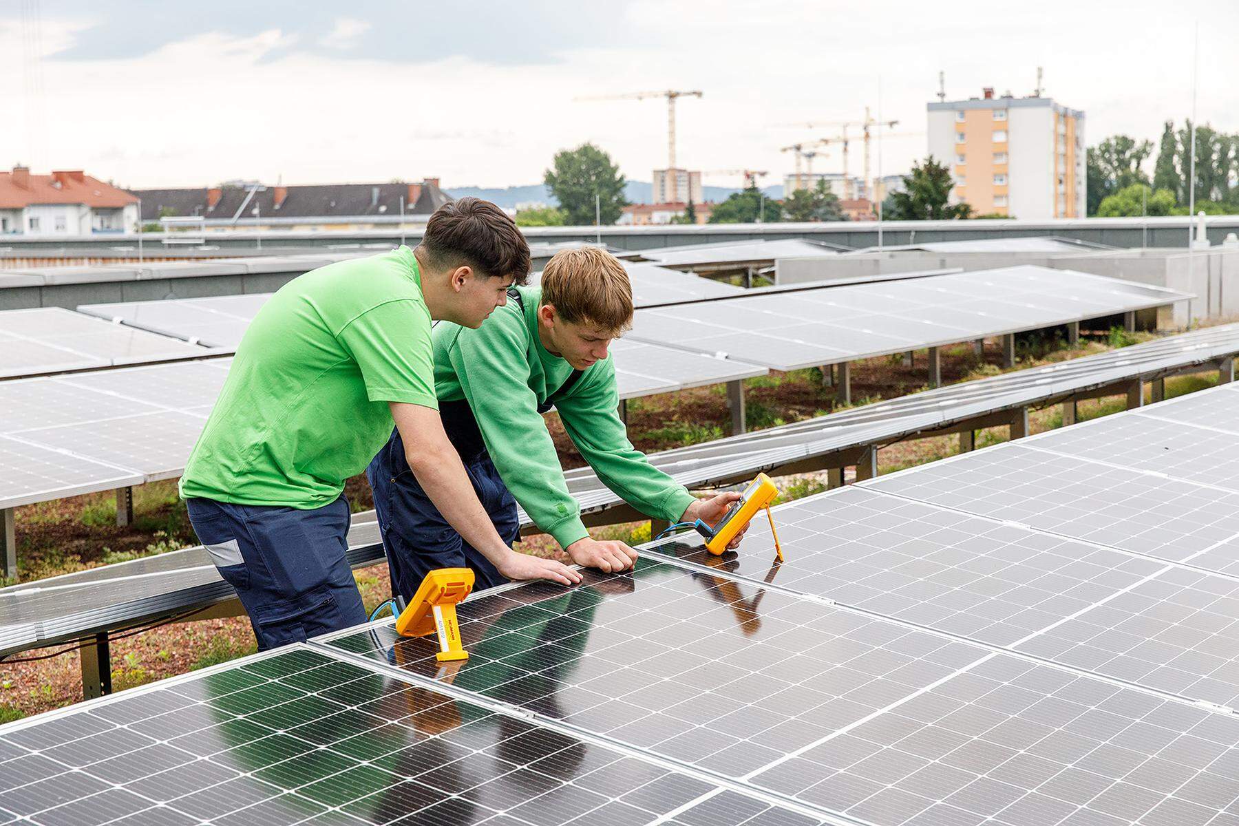 Erneuerbare Energie hautnah: Fachkräfte als Schlüssel zur Energiewende