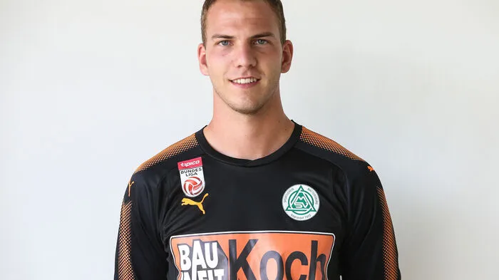 Markus Kuster, geboren am 22. Februar 1994 Verein als Profi: Mattersburg Spiele für Mattersburg (vor der Saison): 117