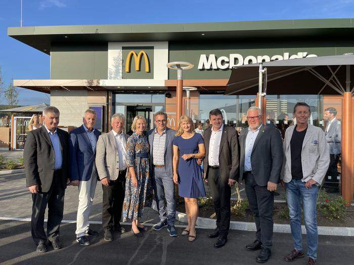 Viele Gäste freuten sich über die Eröffnung der neuen McDonald's-Filiale