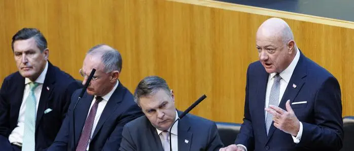 Kanzler Stocker (ÖVP) bei seiner heutigen Regierungserklärung