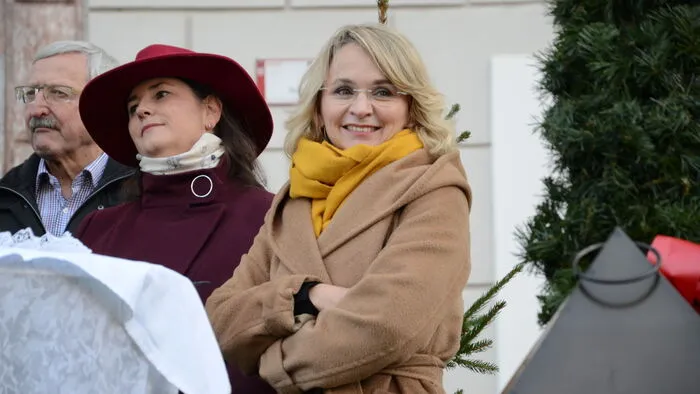 Die Lienzer Bürgermeisterin mit Bezirkshauptfrau Olga Reisner