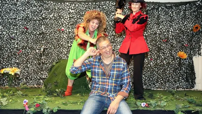 Lachen garantiert beim Stück „Saffran und Krump“
