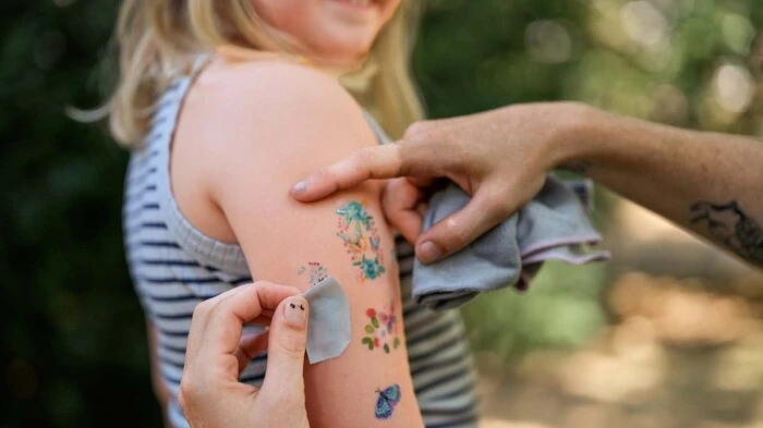 Die betroffenen Klebetattoos können bei Bipa ohne Kassabon zurückgegeben werden