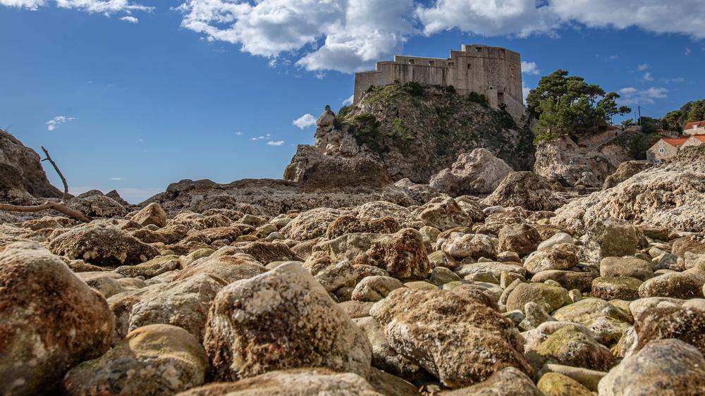 Ebbe: Dubrovnik wirkt derzeit wie eine Wüstenfestung