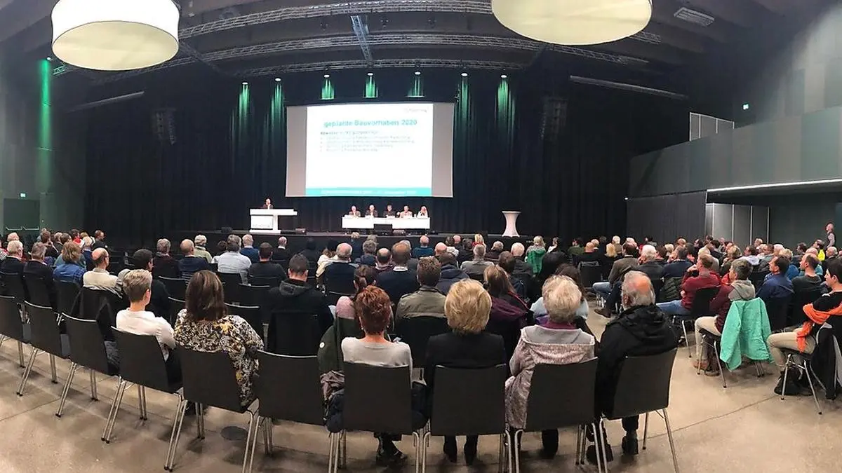 „Warum wird auf unsere Wünsche keine Rücksicht genommen?“, war eine aufgebrachte Frage der rund 150 anwesenden Bürger im Congress