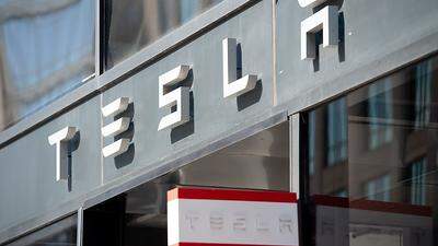 Tesla-Aktie bekam am Dienstag massiv Auftrieb