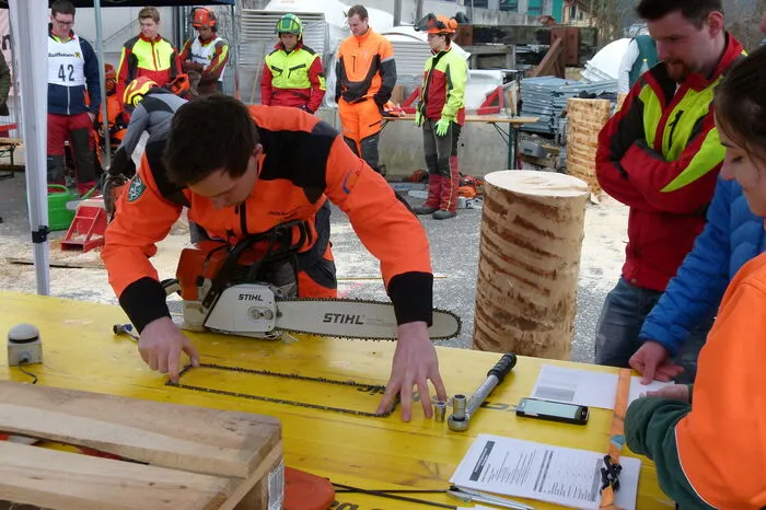 Beim Forstentscheid der Region Mur-Mürz im Rahmen des Landforstkirtags in Kapfenberg kämpften 50 Teilnehmer um die Qualifikation für den Landesentscheid.