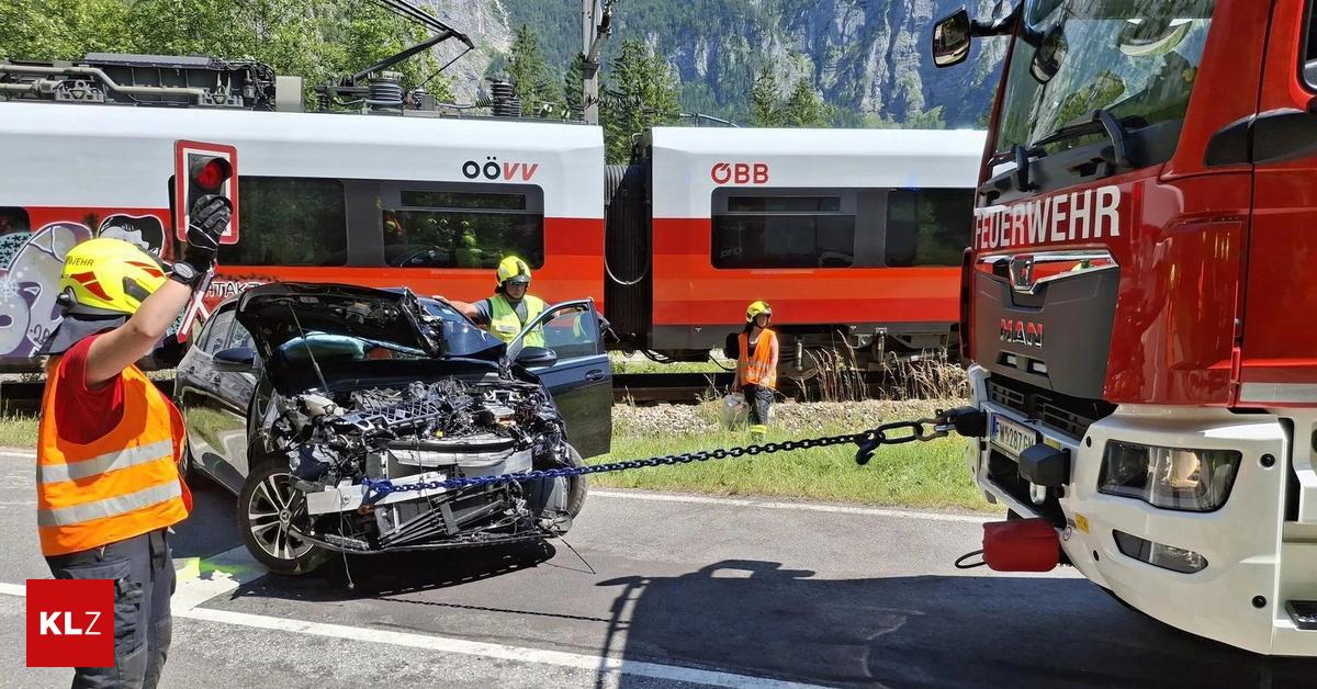 Zwischen Aussee und Obertraun: Auto kollidierte mit fahrendem Zug