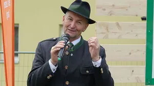 Gut informiert und streitbar: Der Ramsauer Bürgermeister Ernst Fischbacher