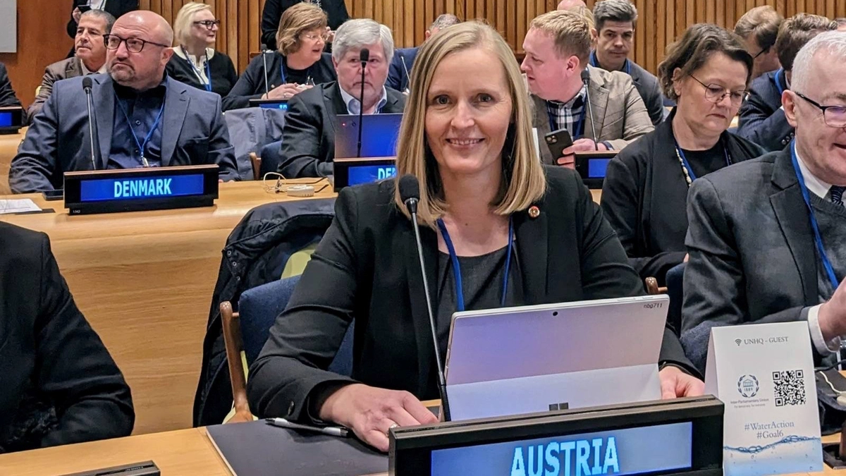 Maria Huber von den Grünen beim Treffen in New York