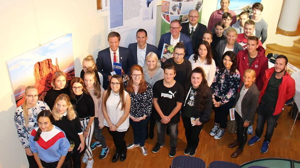 Vertreter von Gymnasium, HTL und FH widmen sich dem Klimawandel