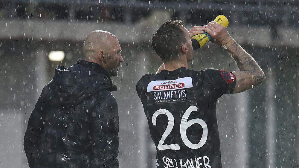 WAC-Trainer Christian Ilzer findet bei seinen Spielern stets die richtigen Worte