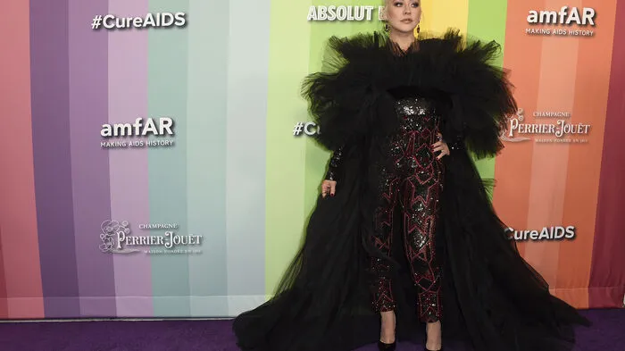 Breits Stammgast bei den AmfAR-Veranstaltungen: Christina Aguilera. Sie ist überdies bei der Veranstaltung auch aufgetreten.