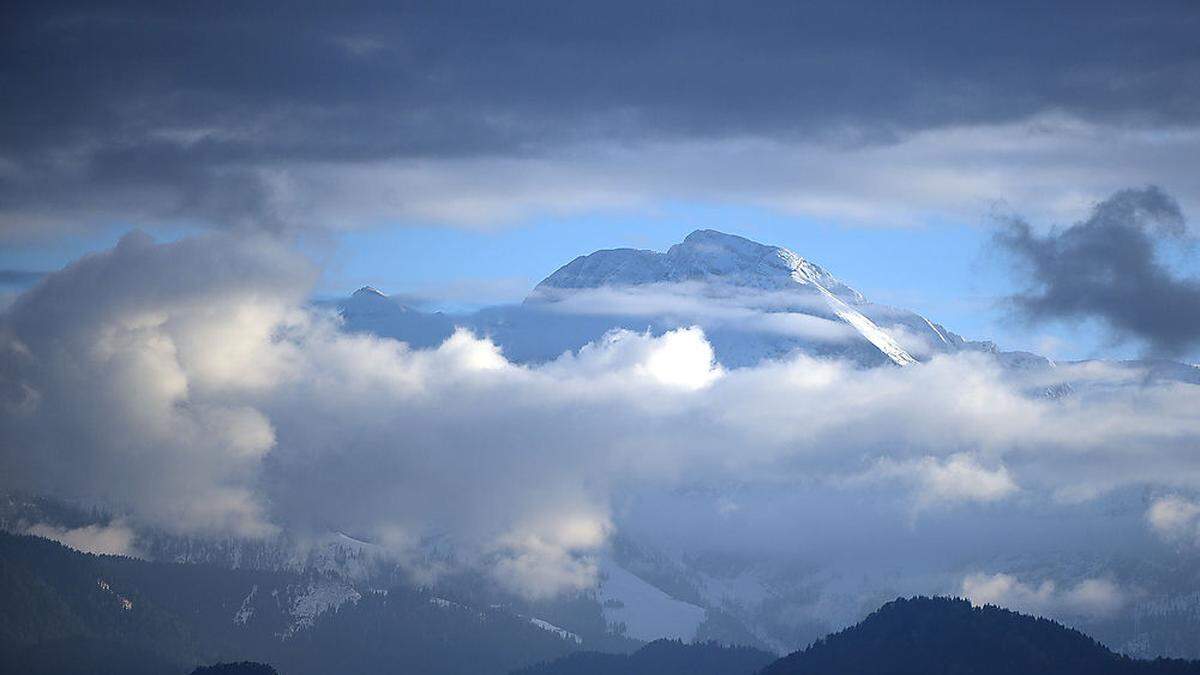 Speziell in den Bergen können vereinzelt Regenschauer auftreten