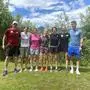 Die Nordischen Kombiniererinnen wollen um Olympia-Teilnahme kämpfen:  Cheftrainer Bernhard Aicher, Trainerin Katerina Smutna, Claudia Purker, Annalena Slamik, Lisa Hirner, Eva Hubinger und Co-Trainer Julian Wienerroither