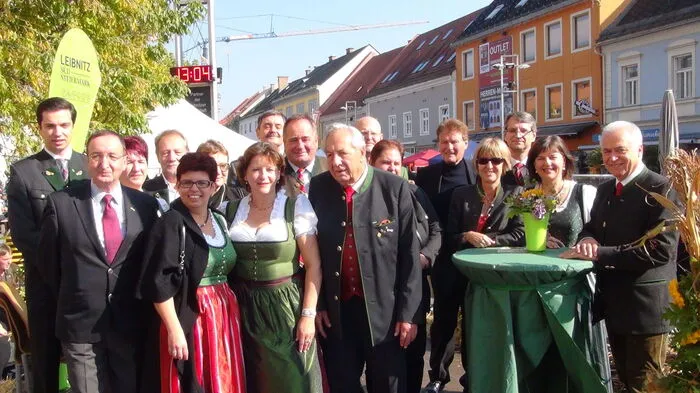 Beim Südsteirischen Herbstfest in der Weinstadt Leibnitz stand der "schönste Platz des Südens" zwei Tage lang im Zeichen von Kulinarik, Brauchtum, Volksmusik und Tradition. Auch der große Festumzug begeisterte die vielen Besucherinnen und Besucher.