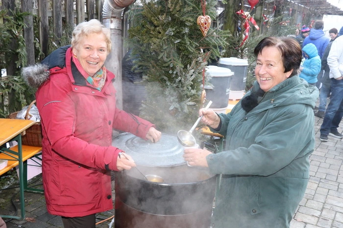 80 Liter Glühmost wurden ausgeschenkt!