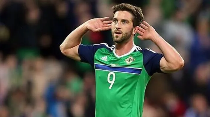 Er hört seine Fans singen: Nordirland-Stürmer Will Grigg