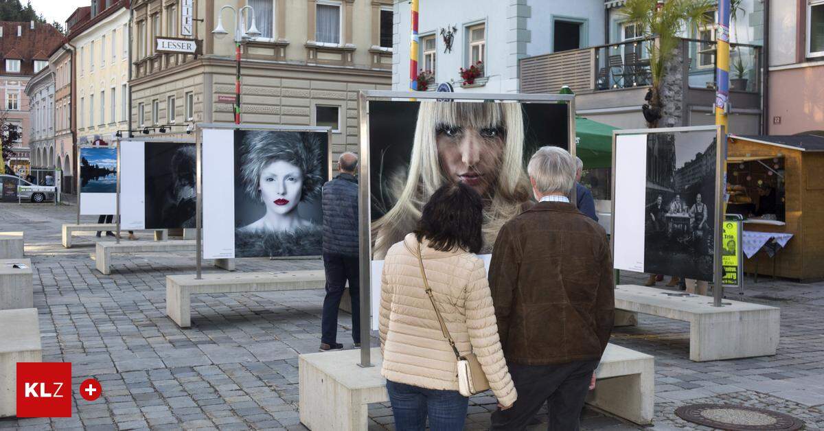 Judenburg: Am Hauptplatz Wurde Die Ausstellung "Menschenbilder" Eröffnet