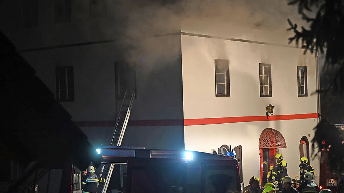 Sechs Atemschutztrupps bekämpften die Flammen  
