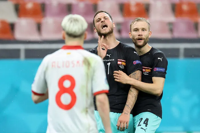 "Ich bin kein Rassist und werde niemals einer sein." - Arnautovic, nachdem er Ezgjan Alioski im EM-Spiel gegen Nordmazedonien einige unschöne Wörter an den Kopf geworfen hat.
