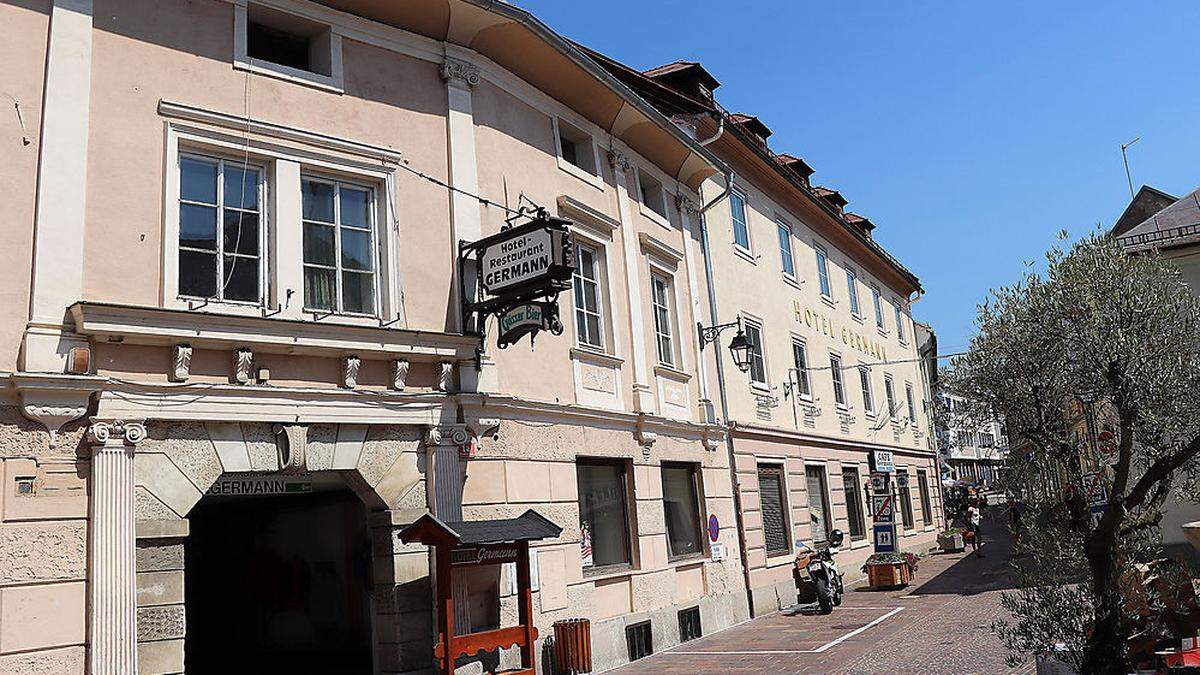 Das Hotel Germann, hier der historische Teil, ist geschlossen. Nach Käufern wird gesucht